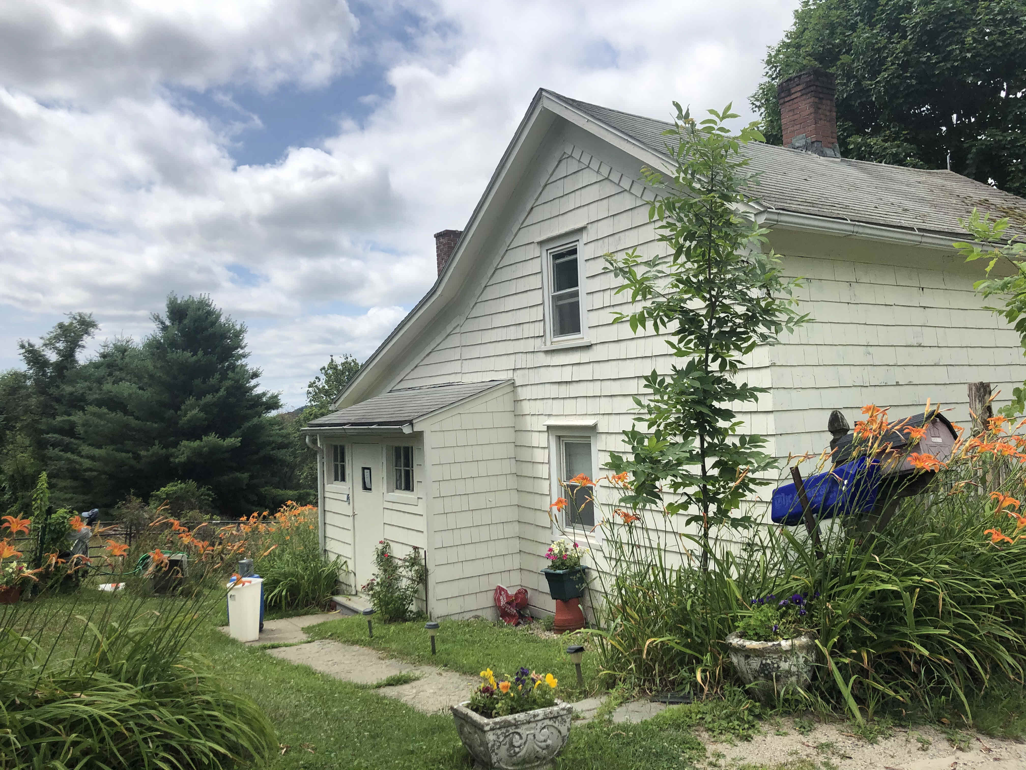 Building photograph for 32 ORE HILL ROAD